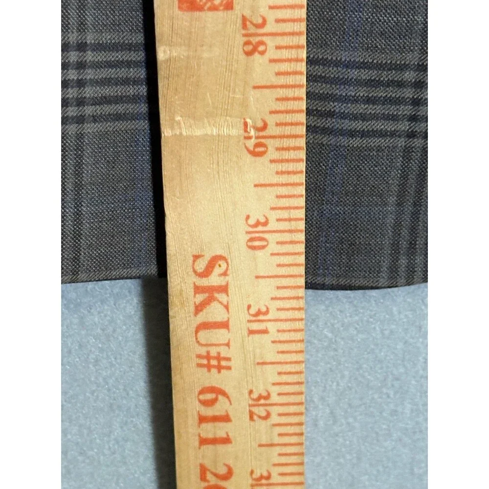 Jos A Bank Blazer Mens 44R Gray Windowpane Tailored Fit Wool Sportscoat